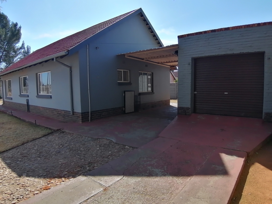 3 Bedroom Property for Sale in Stilfontein Ext 4 North West